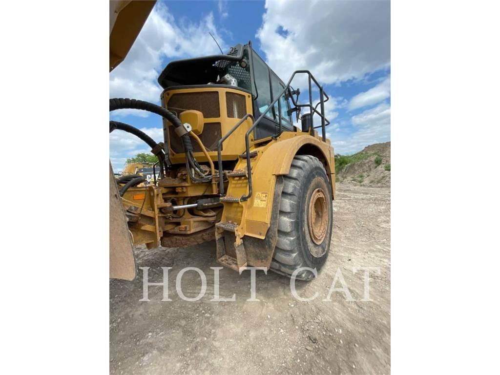 CAT 745 铰接式自卸车
