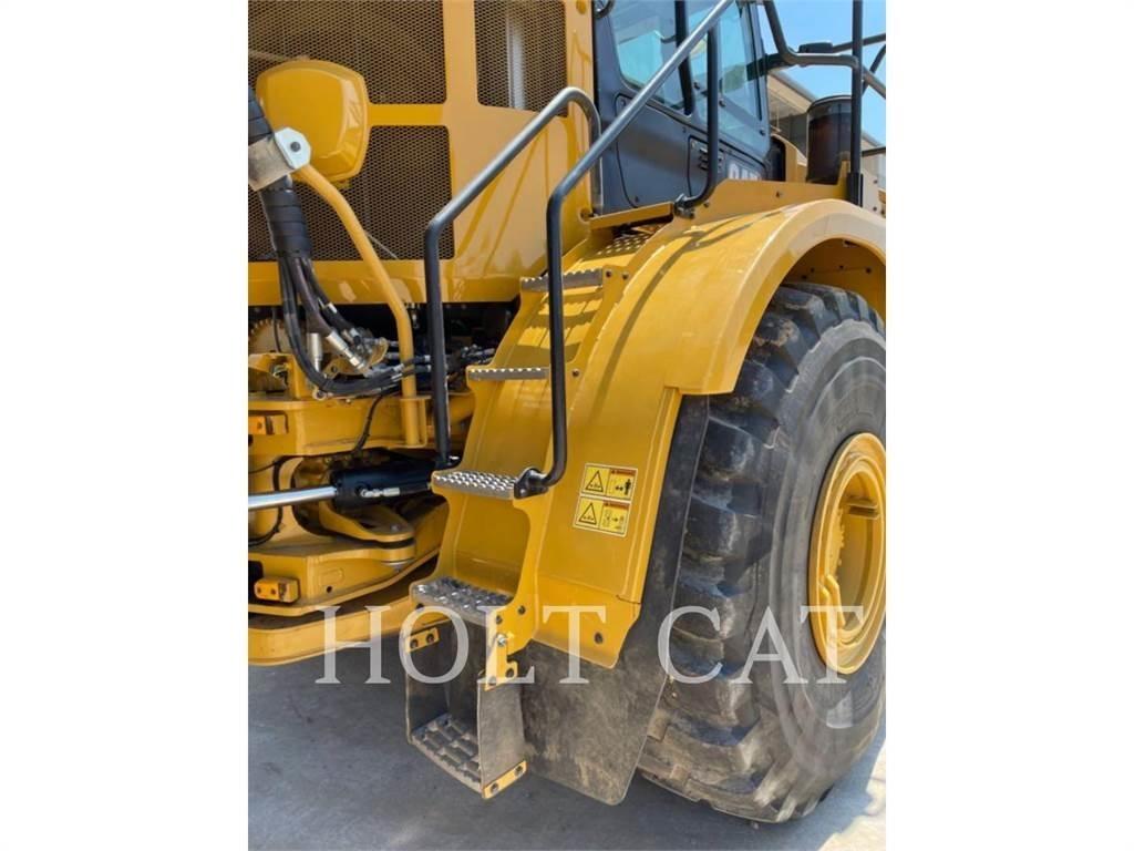 CAT 745 铰接式自卸车