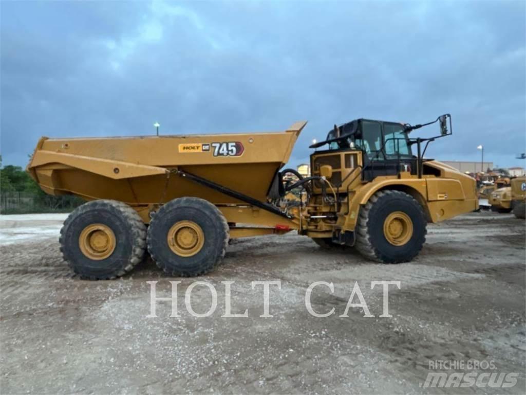 CAT 745 铰接式自卸车