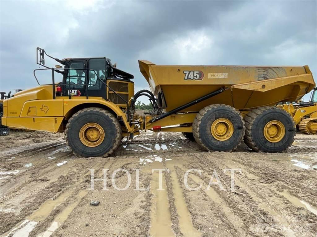CAT 745 铰接式自卸车