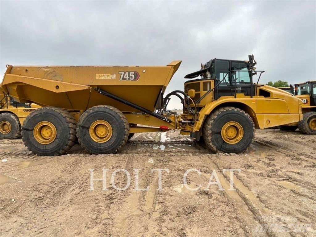 CAT 745 铰接式自卸车