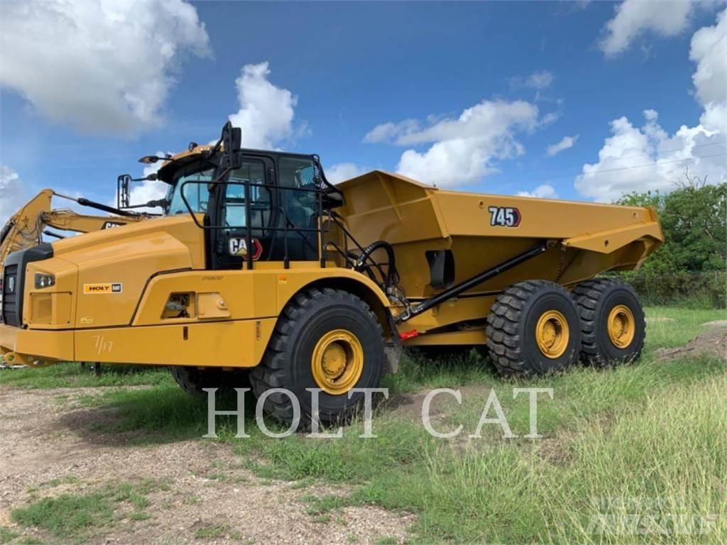 CAT 745 铰接式自卸车