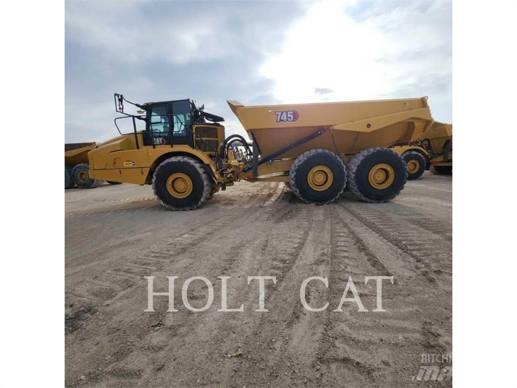 CAT 745 铰接式自卸车