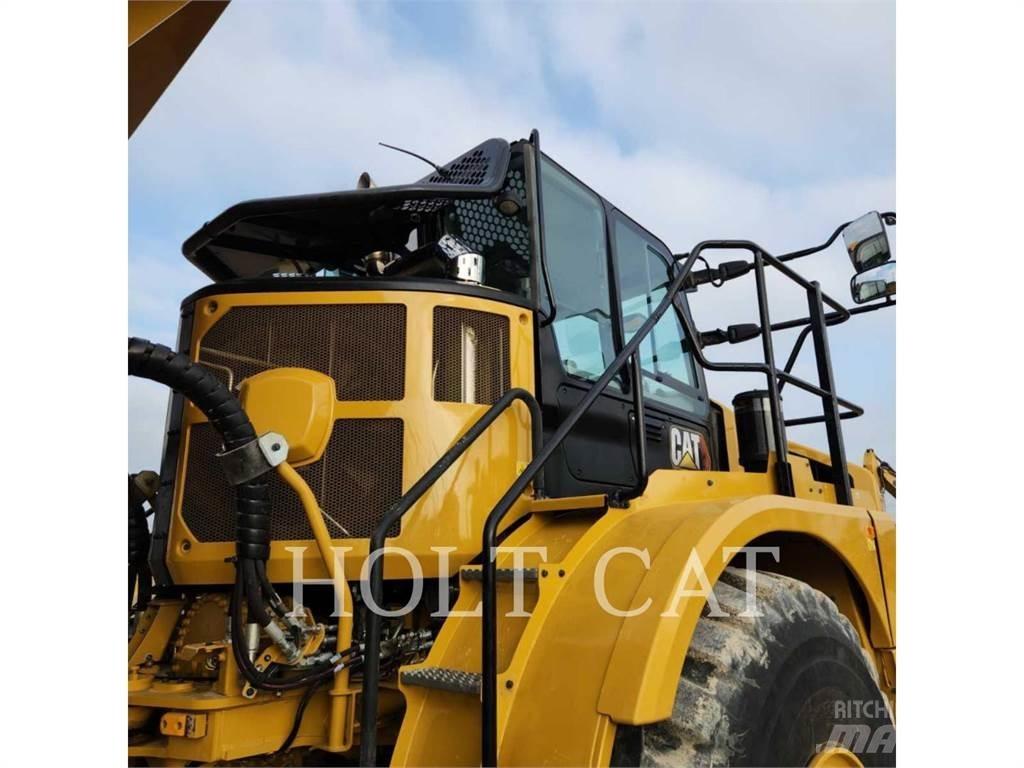 CAT 745 铰接式自卸车