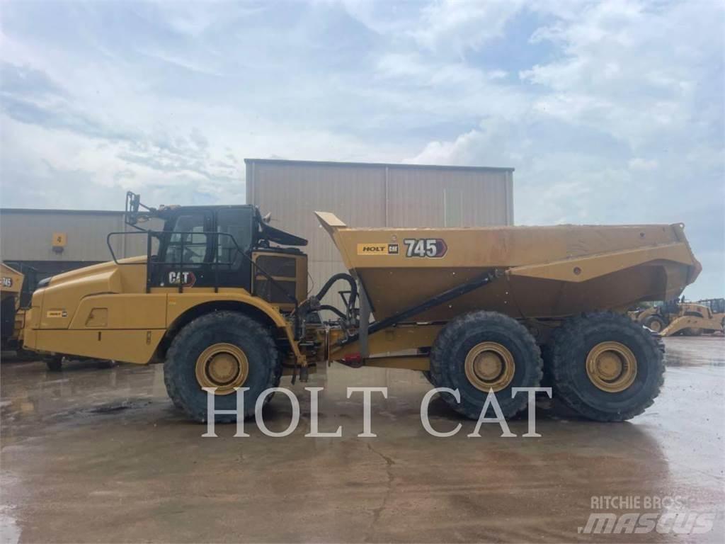 CAT 745 铰接式自卸车