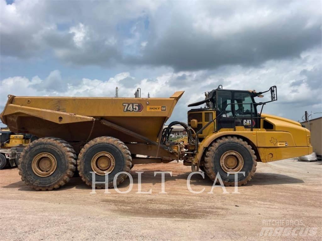 CAT 745 铰接式自卸车
