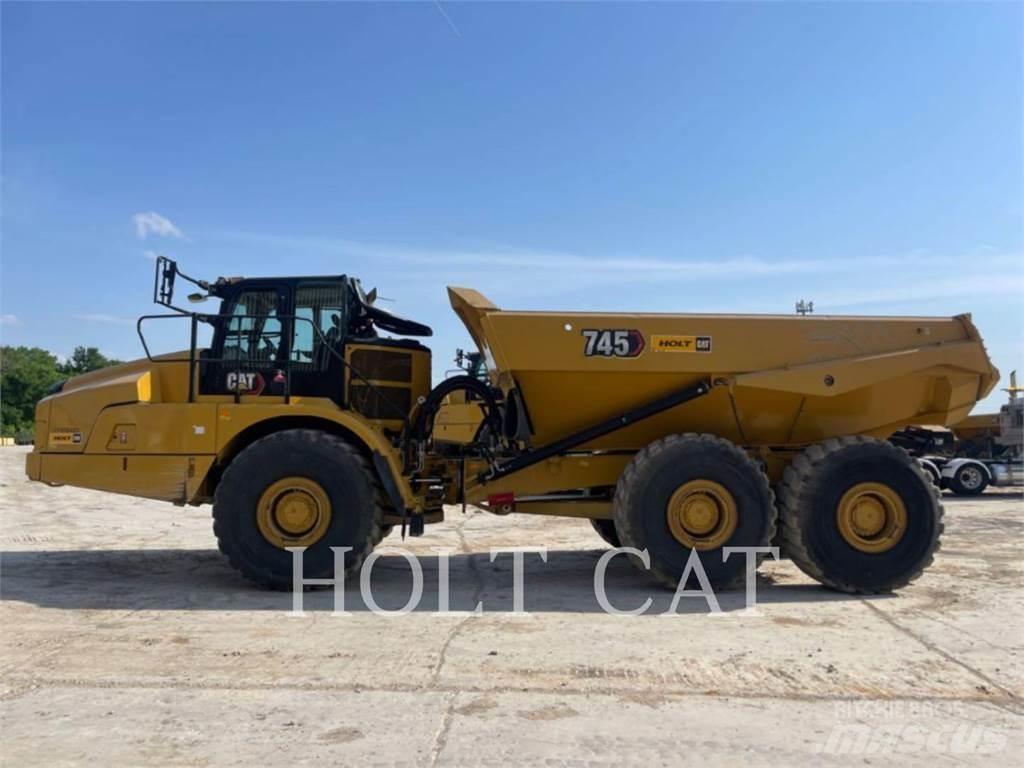 CAT 745 铰接式自卸车