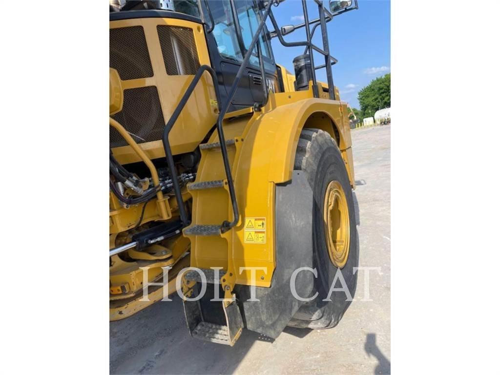 CAT 745 铰接式自卸车