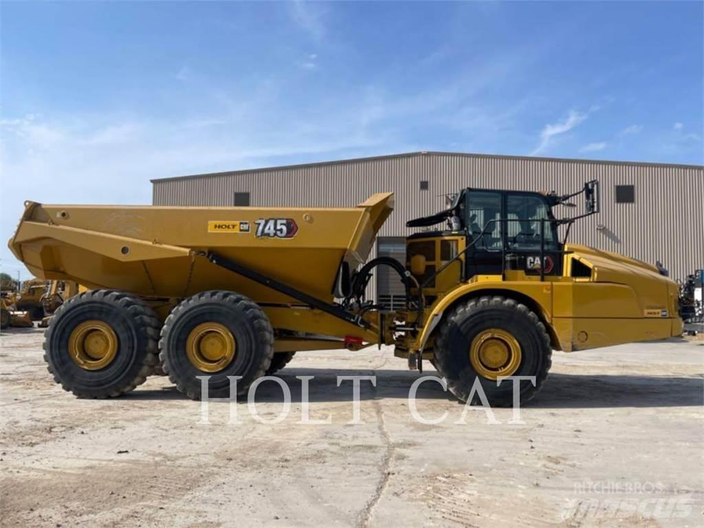CAT 745 铰接式自卸车