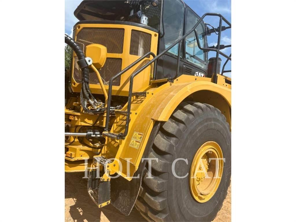 CAT 745 铰接式自卸车