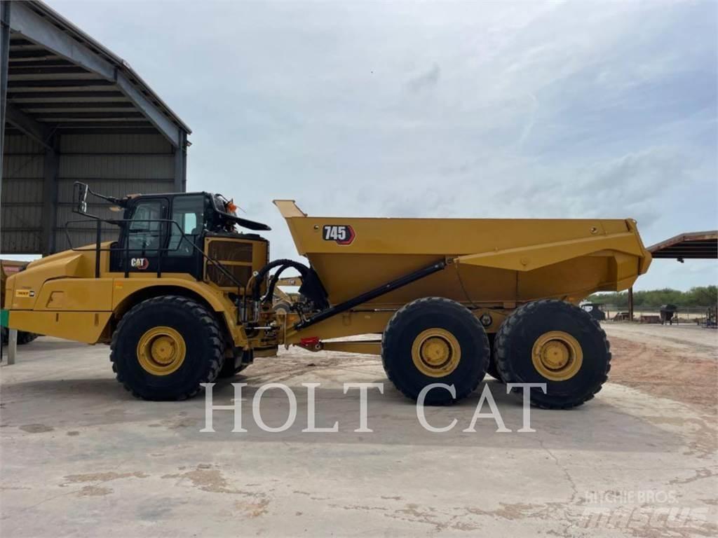 CAT 745 铰接式自卸车