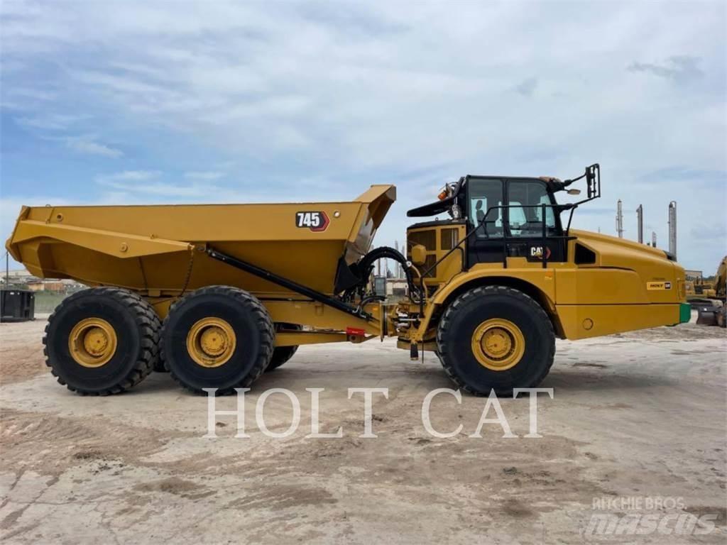 CAT 745 铰接式自卸车