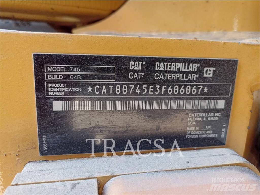 CAT 745 铰接式自卸车