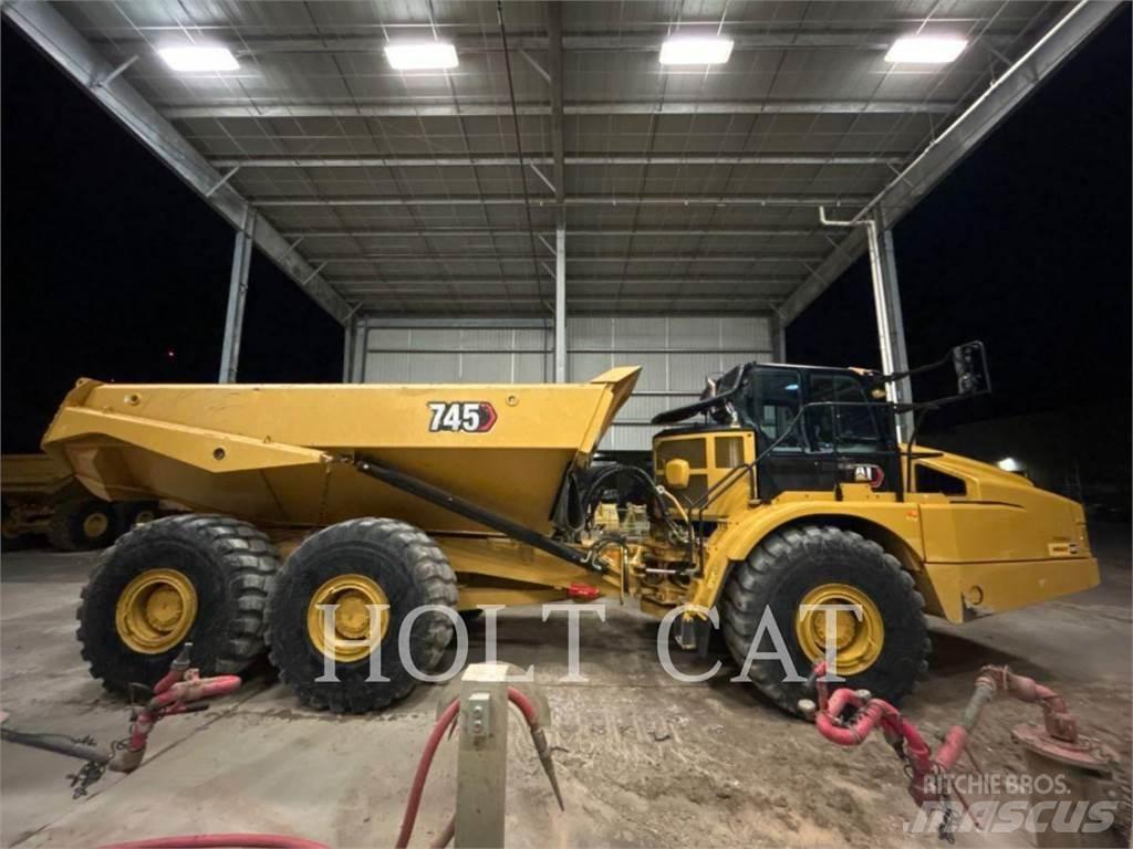 CAT 745 铰接式自卸车