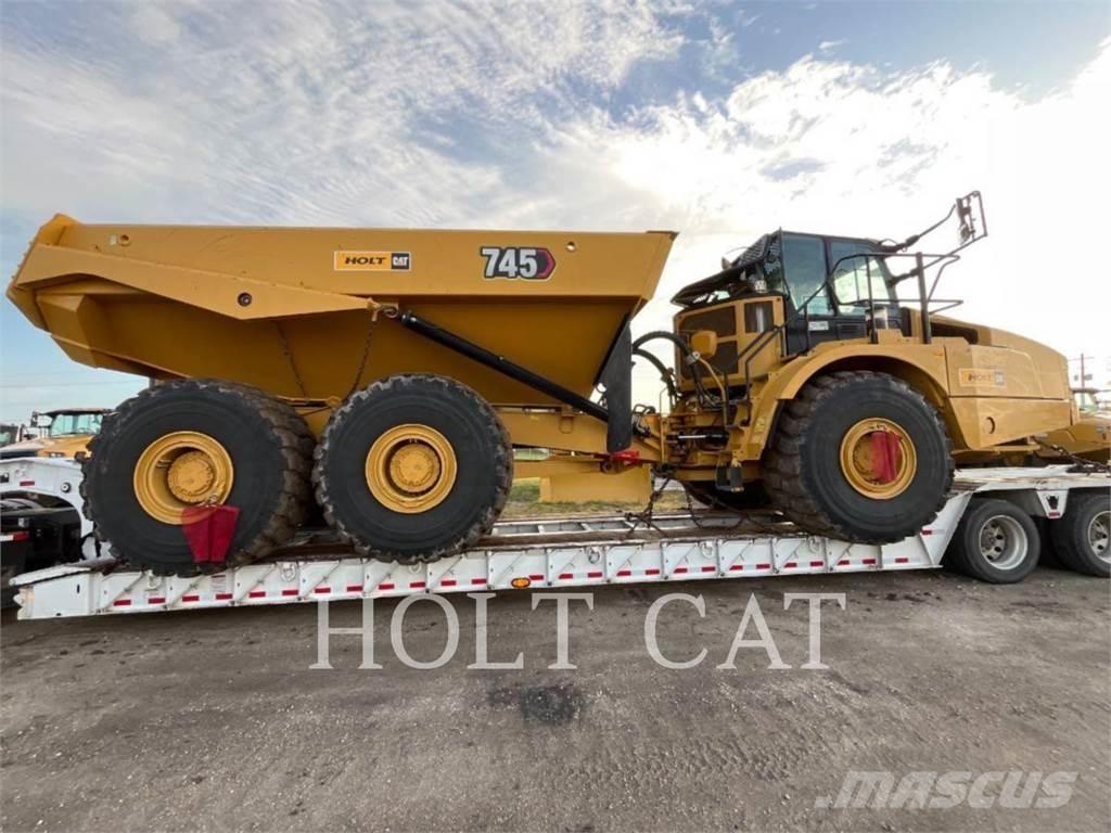 CAT 745 铰接式自卸车