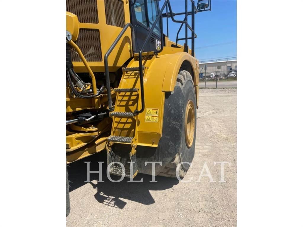 CAT 745 铰接式自卸车