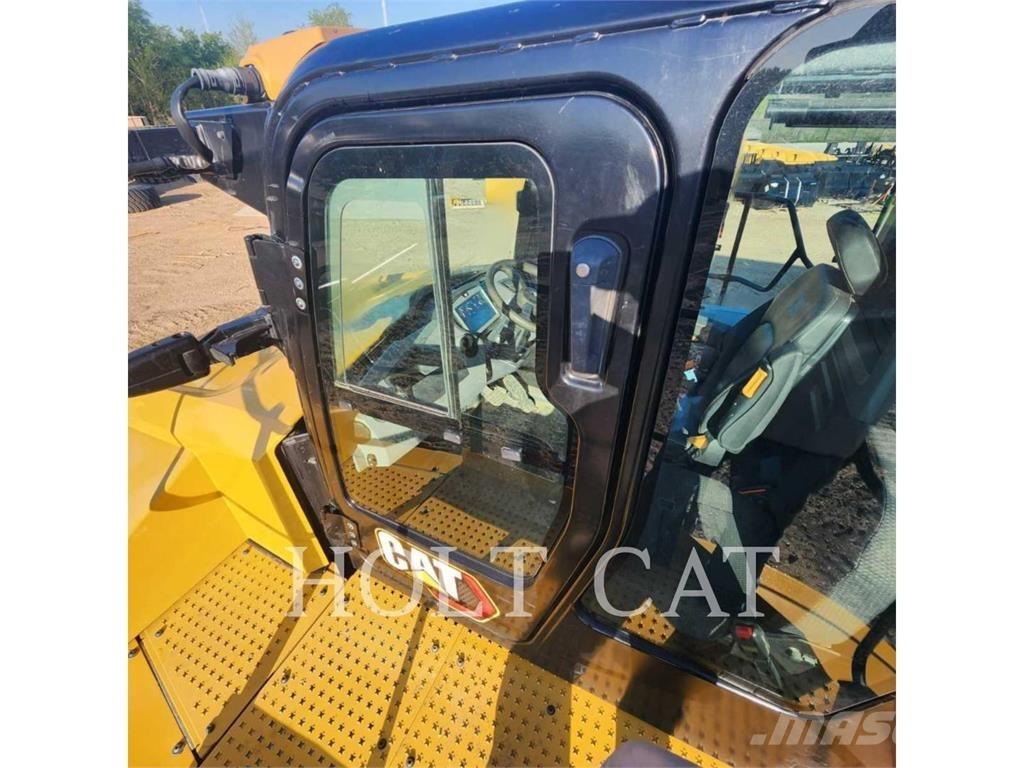 CAT 745 铰接式自卸车