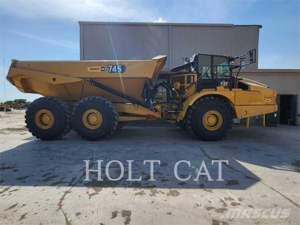 CAT 745 铰接式自卸车