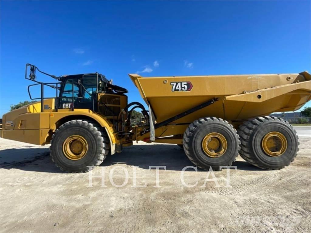 CAT 745 铰接式自卸车