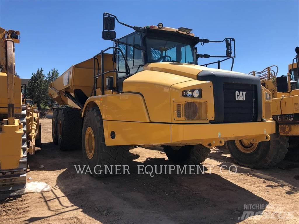 CAT 745 铰接式自卸车