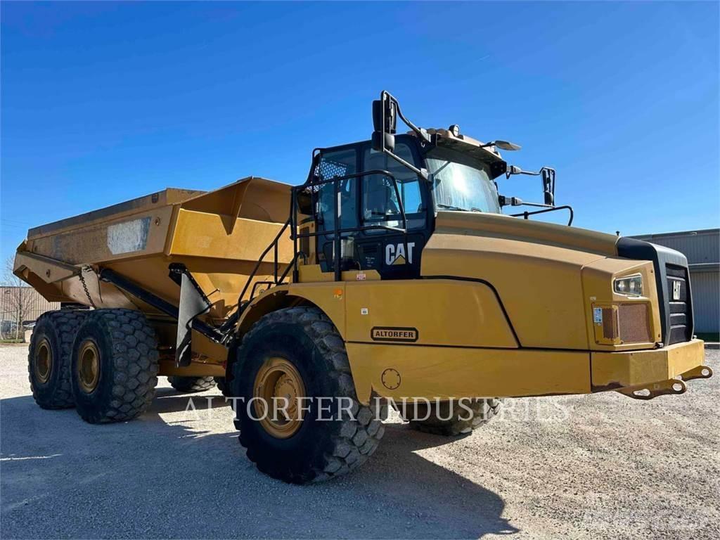 CAT 745 铰接式自卸车