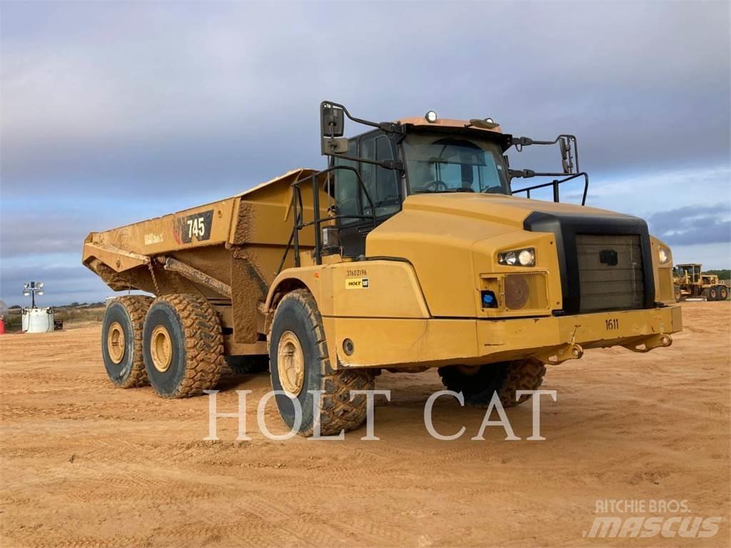 CAT 745-04 铰接式自卸车