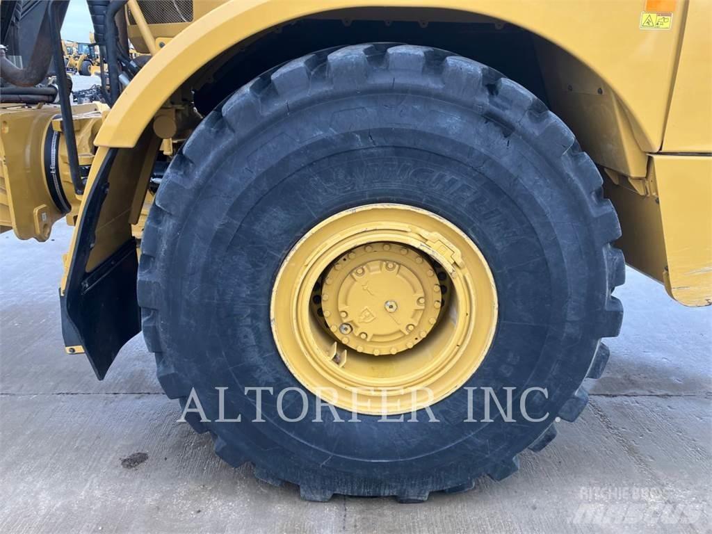 CAT 745-04 铰接式自卸车