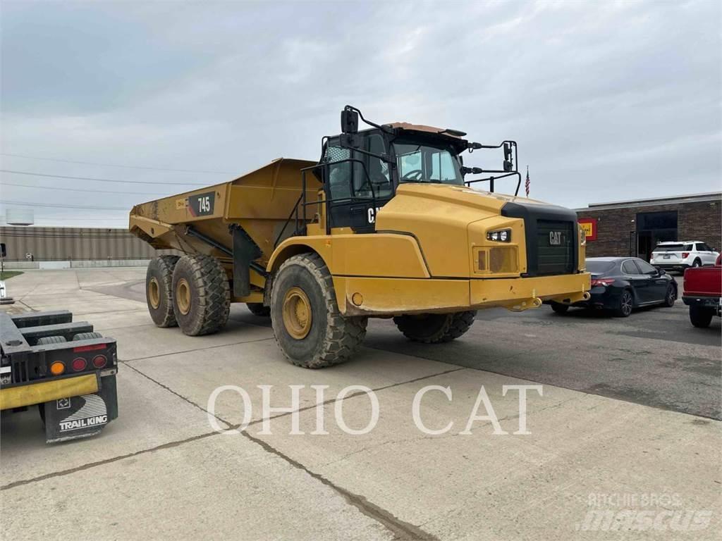 CAT 745-04 铰接式自卸车