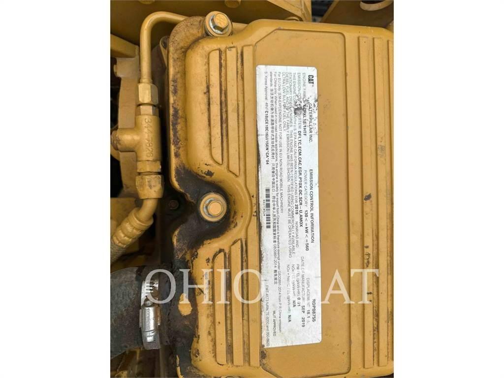 CAT 745-04 铰接式自卸车