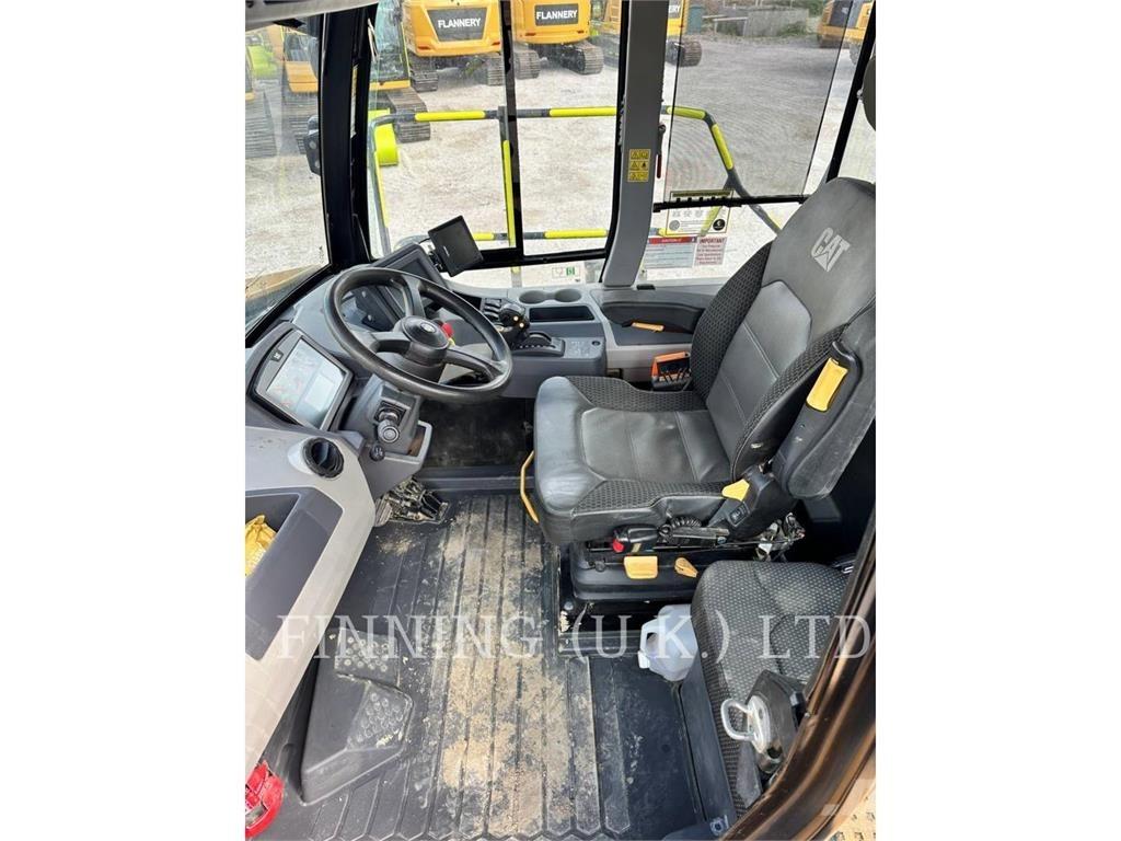 CAT 745-04 铰接式自卸车