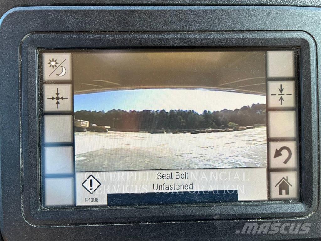 CAT 745-04 铰接式自卸车