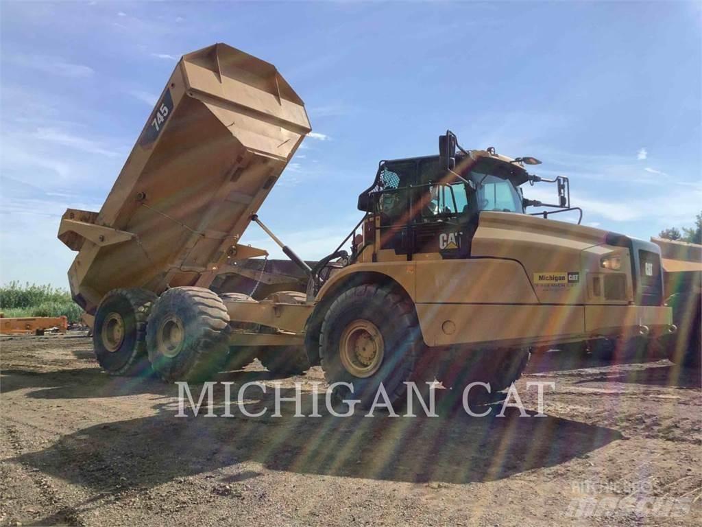 CAT 745 T 铰接式自卸车