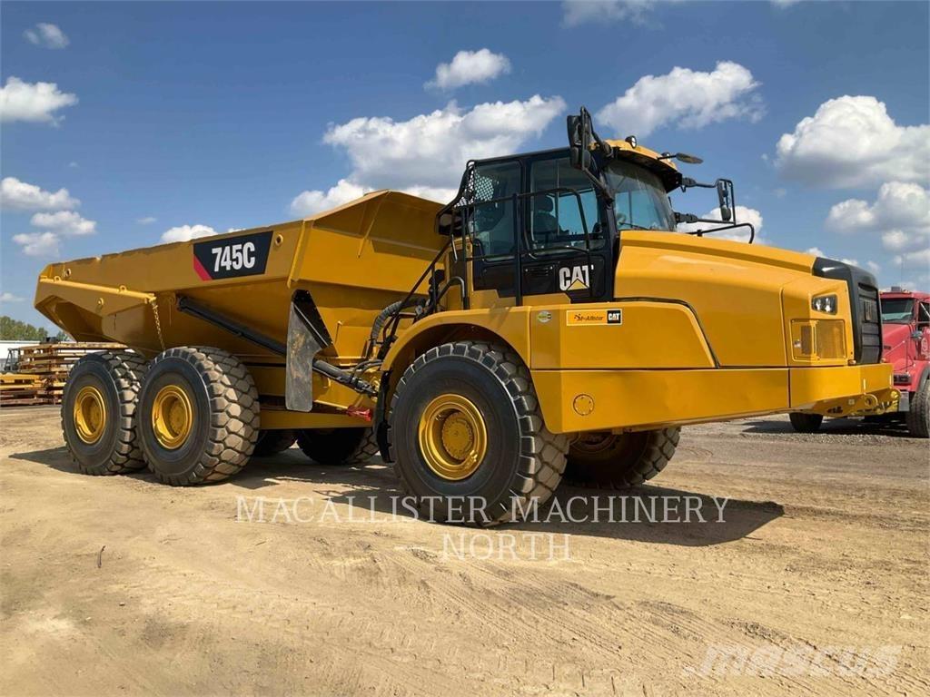 CAT 745 T 铰接式自卸车