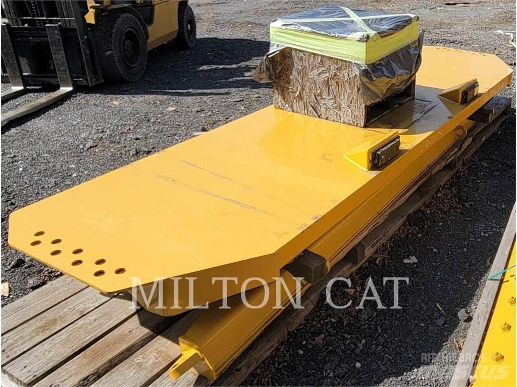CAT 745 TAILGATE 底盘和悬架