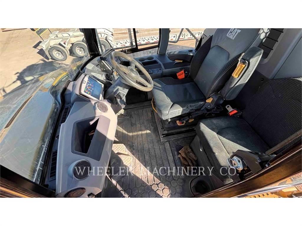 CAT 745 TG 铰接式自卸车