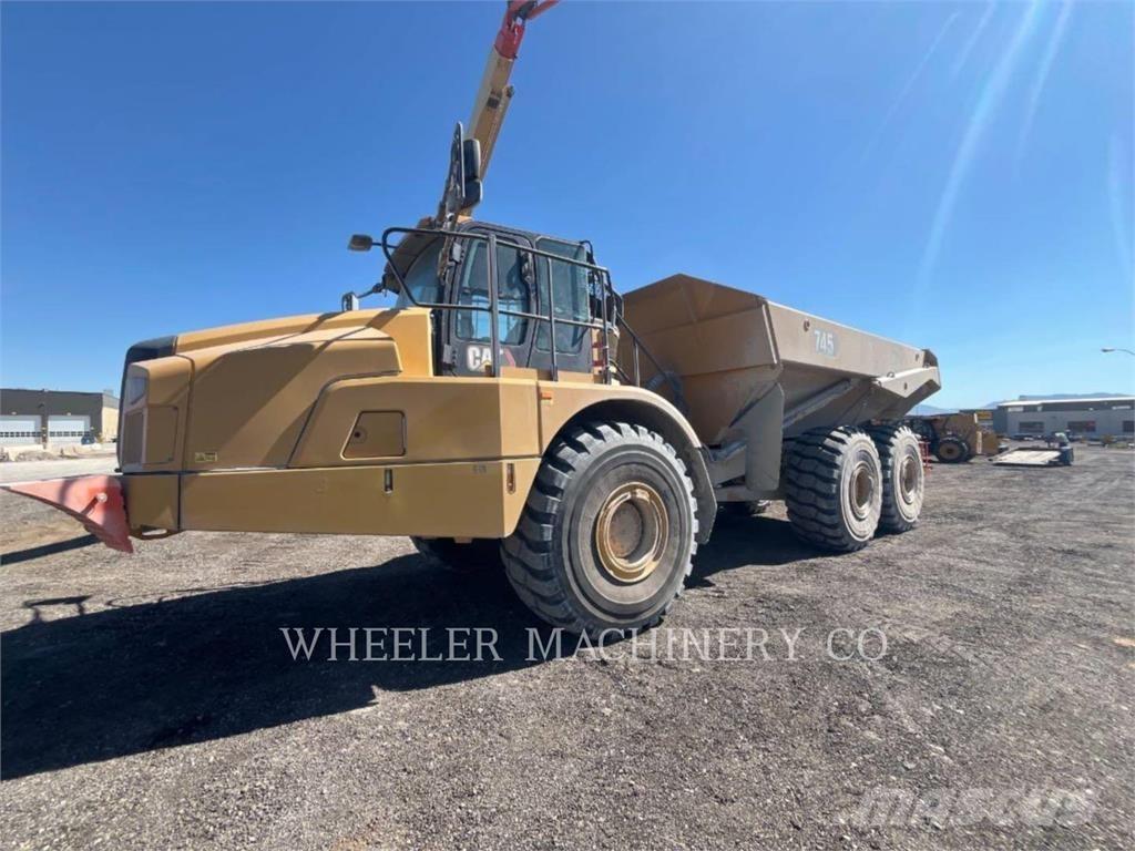 CAT 745 TG 铰接式自卸车