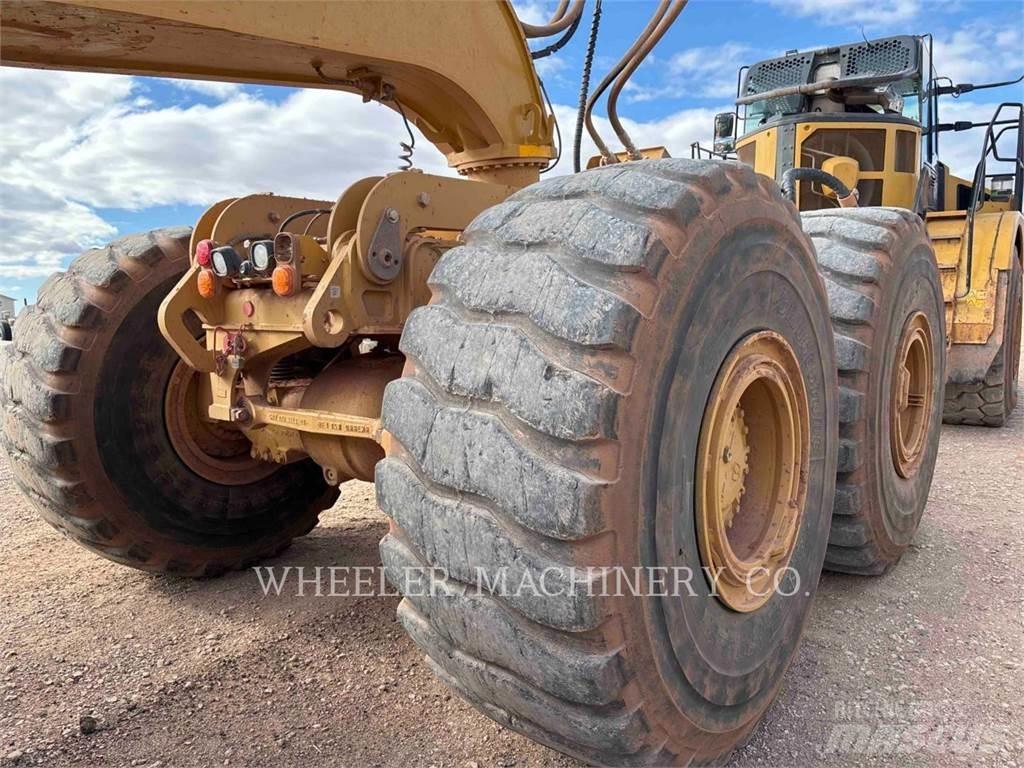 CAT 745 W/PAN 铰接式自卸车