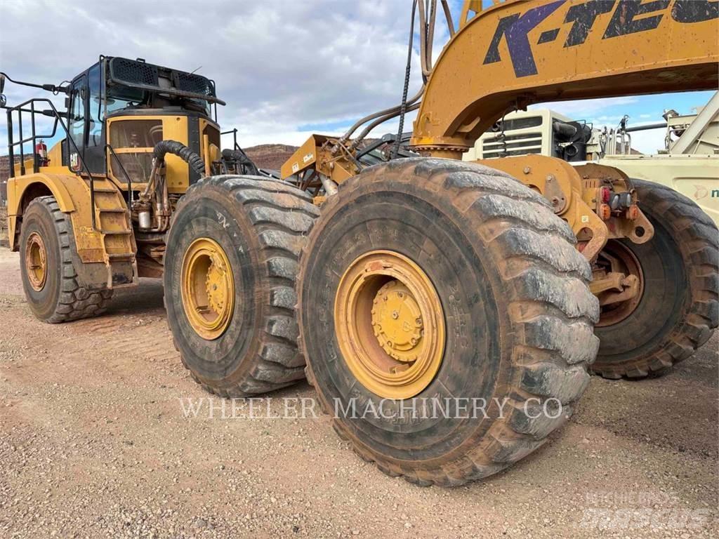 CAT 745 W/PAN 铰接式自卸车