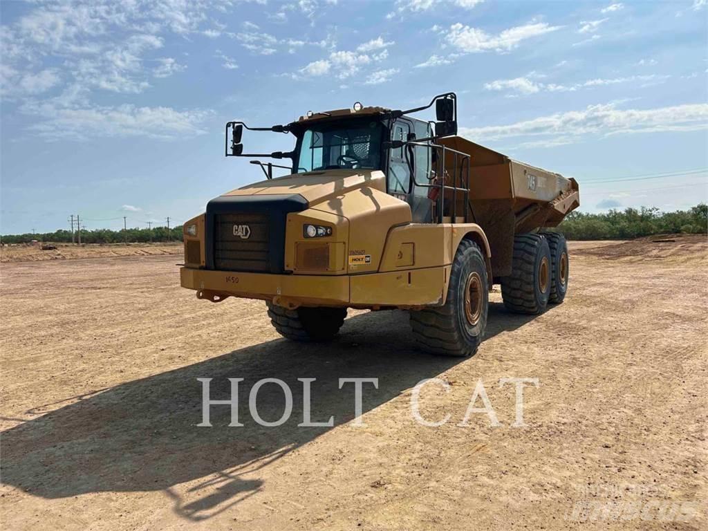 CAT 74504 铰接式自卸车