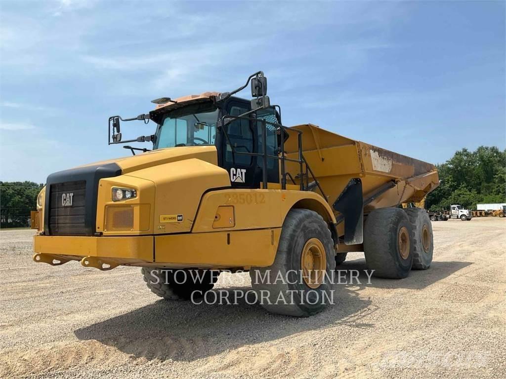 CAT 74504 铰接式自卸车