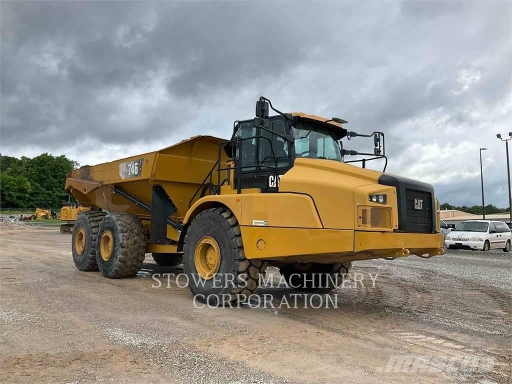 CAT 74504 铰接式自卸车