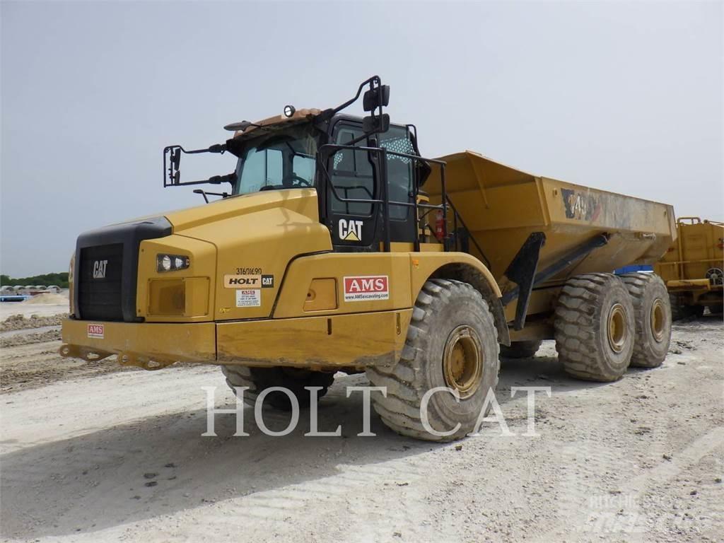 CAT 74504 铰接式自卸车