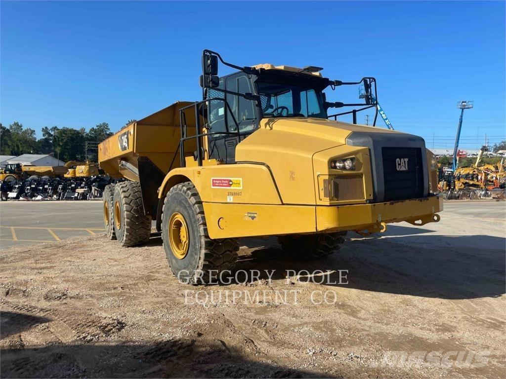CAT 74504 铰接式自卸车