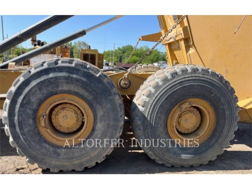 CAT 745C 铰接式自卸车