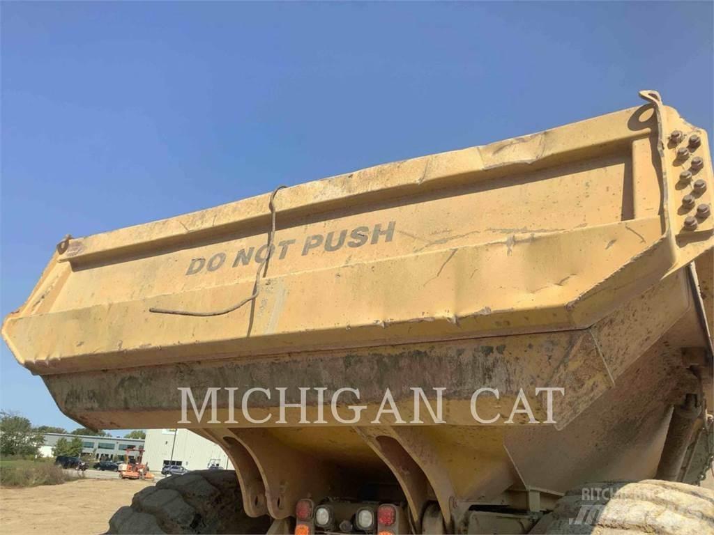 CAT 745C 铰接式自卸车