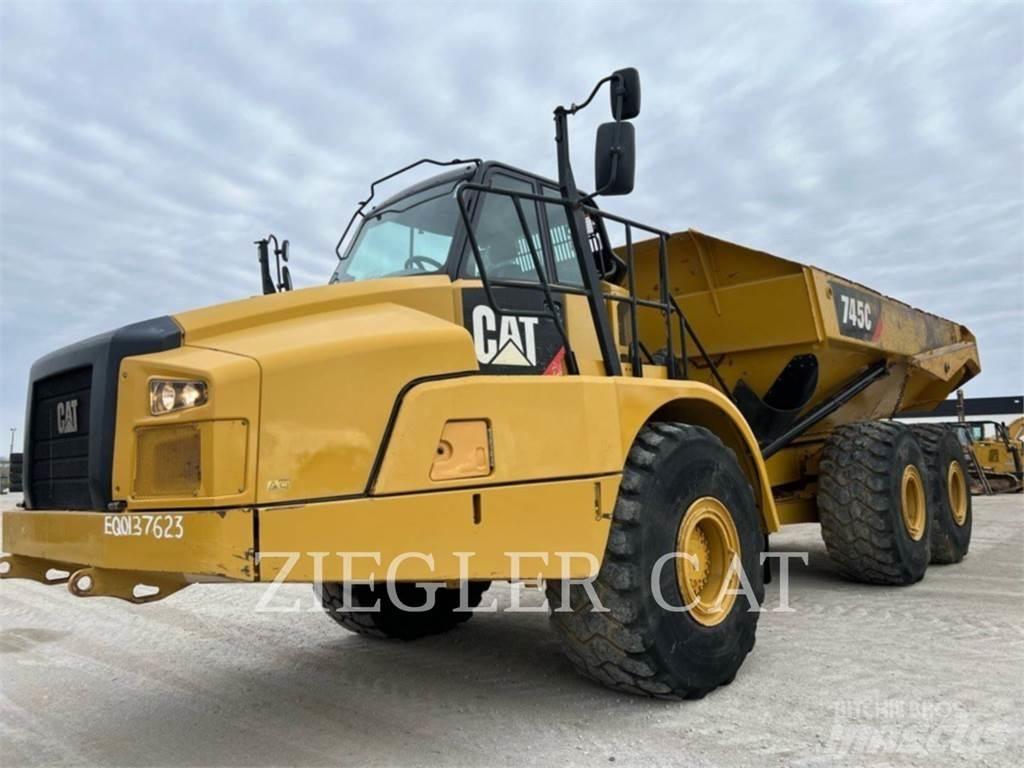 CAT 745C 铰接式自卸车