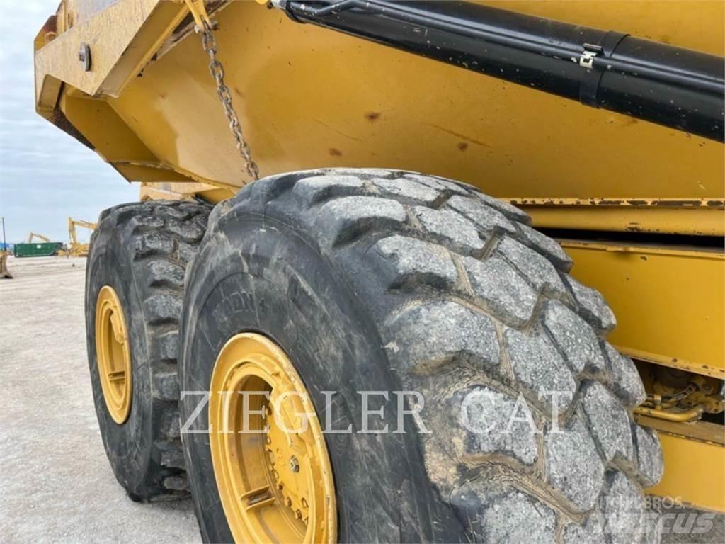 CAT 745C 铰接式自卸车