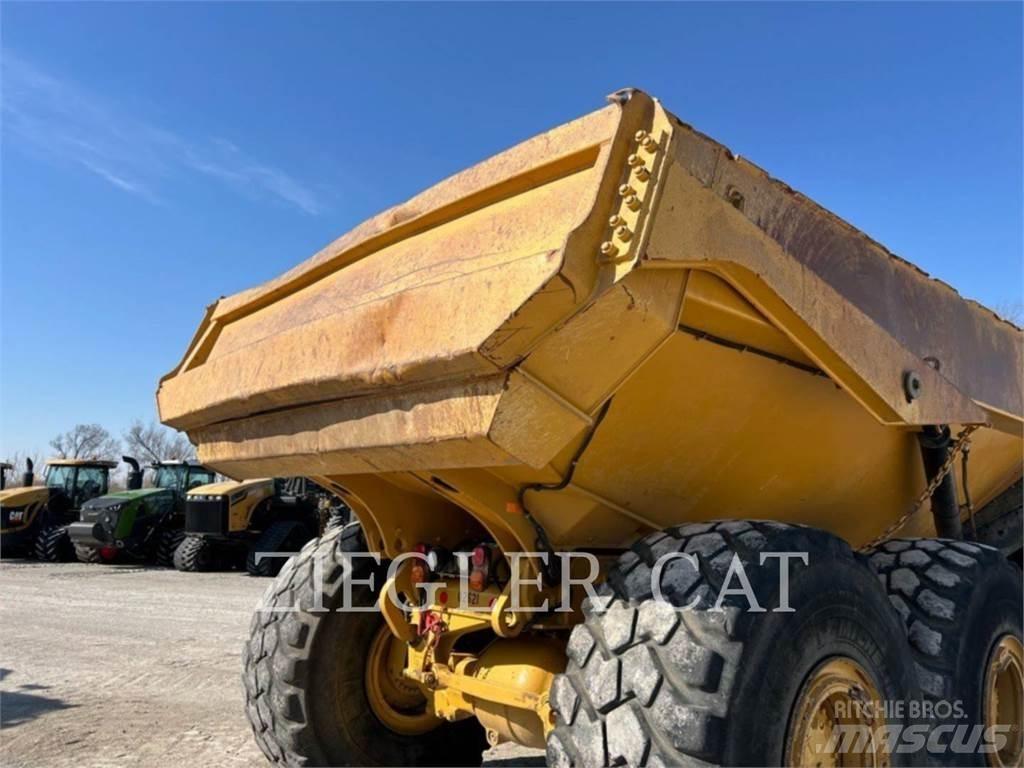 CAT 745C 铰接式自卸车