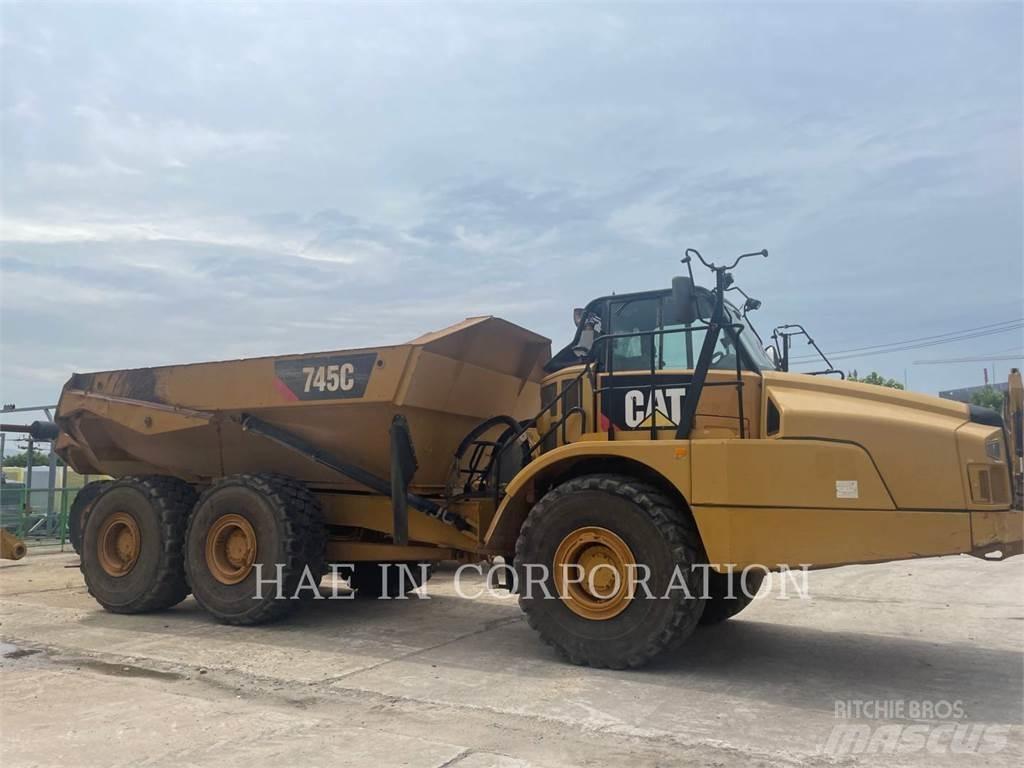 CAT 745C 铰接式自卸车