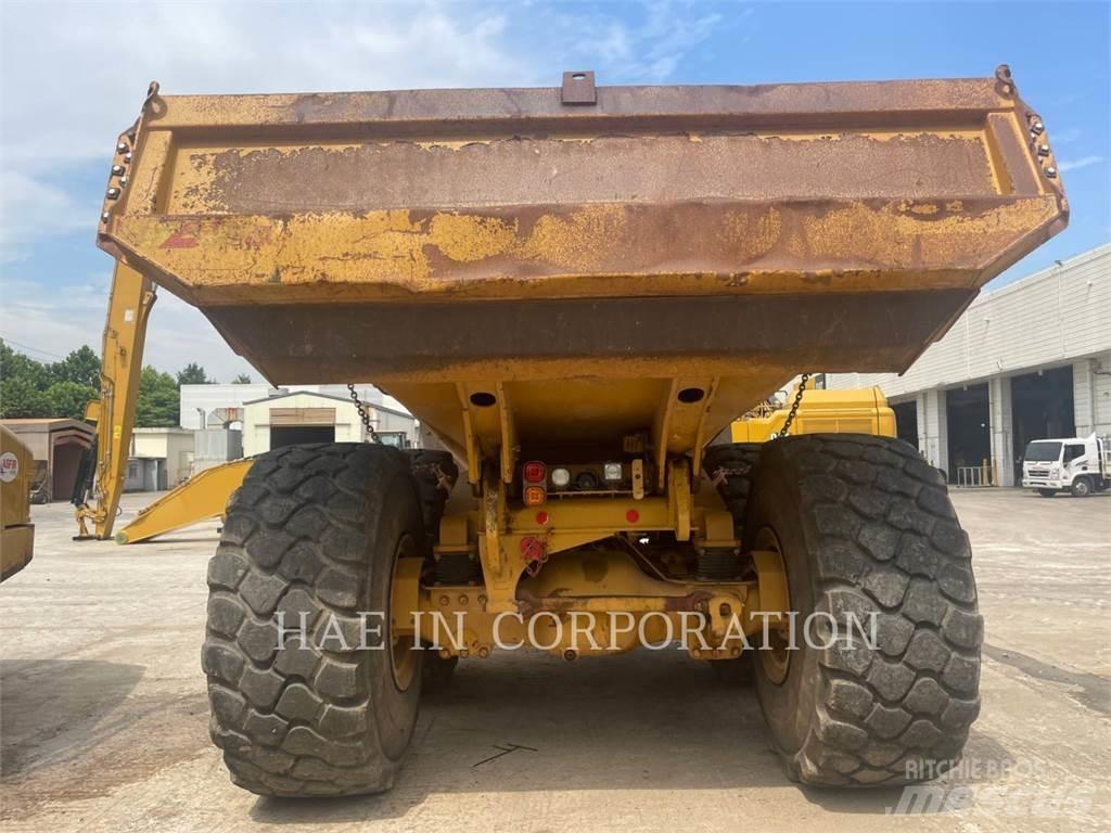 CAT 745C 铰接式自卸车